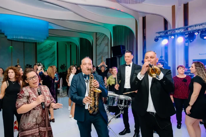 Petrecere Ziua Femeii 2026 la 3 Stejari 13